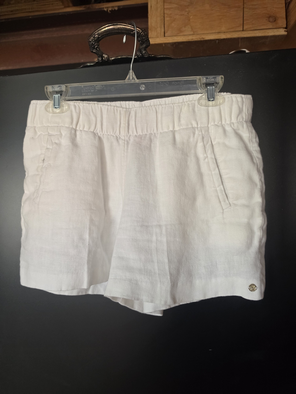 Casual White Linen-Blend Elastic-Waist Bermuda Shorts